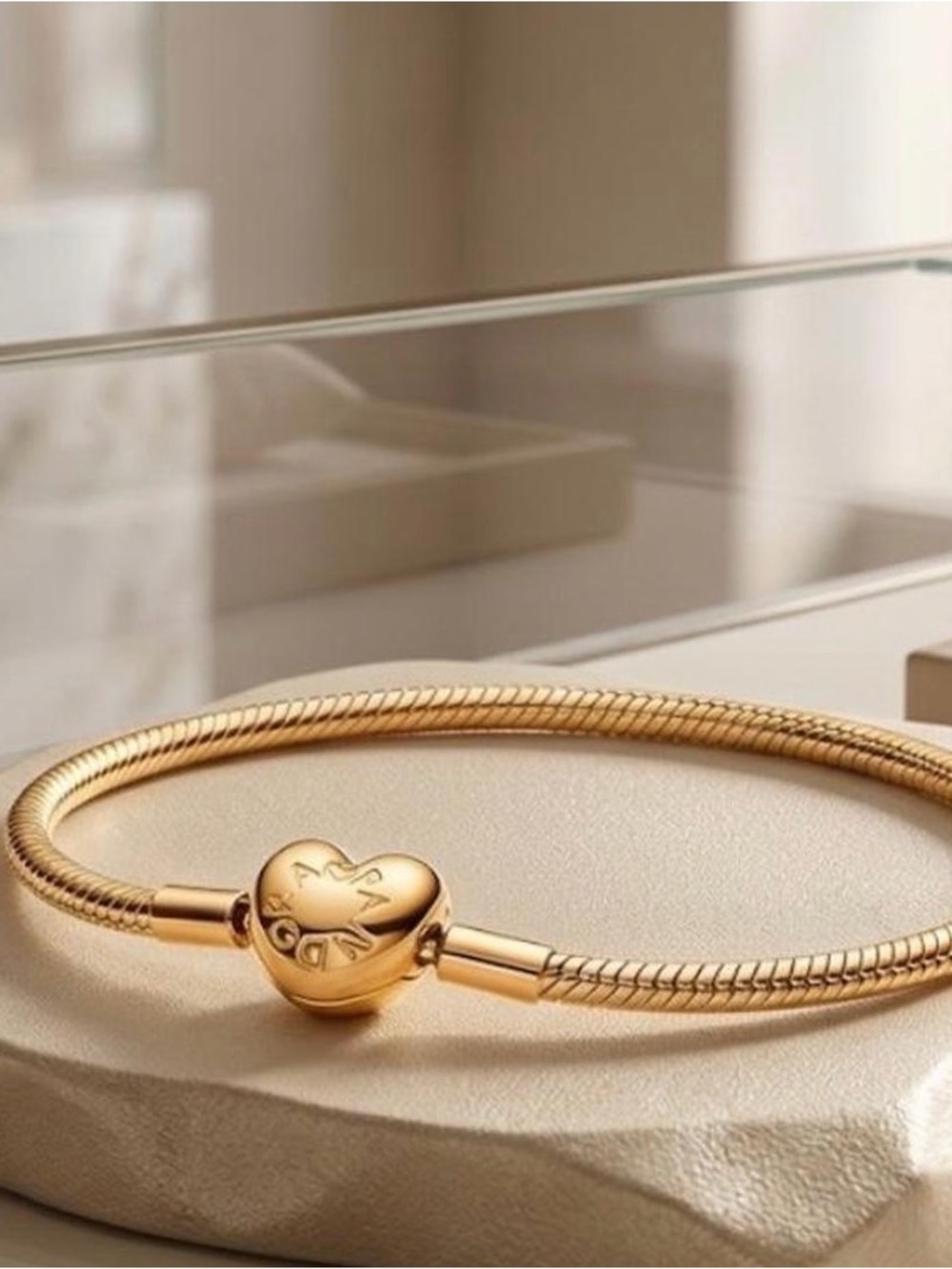 Pandora Gold Heart Charm Snake Chain Bracelet - Pandora - Picture 2 of 3